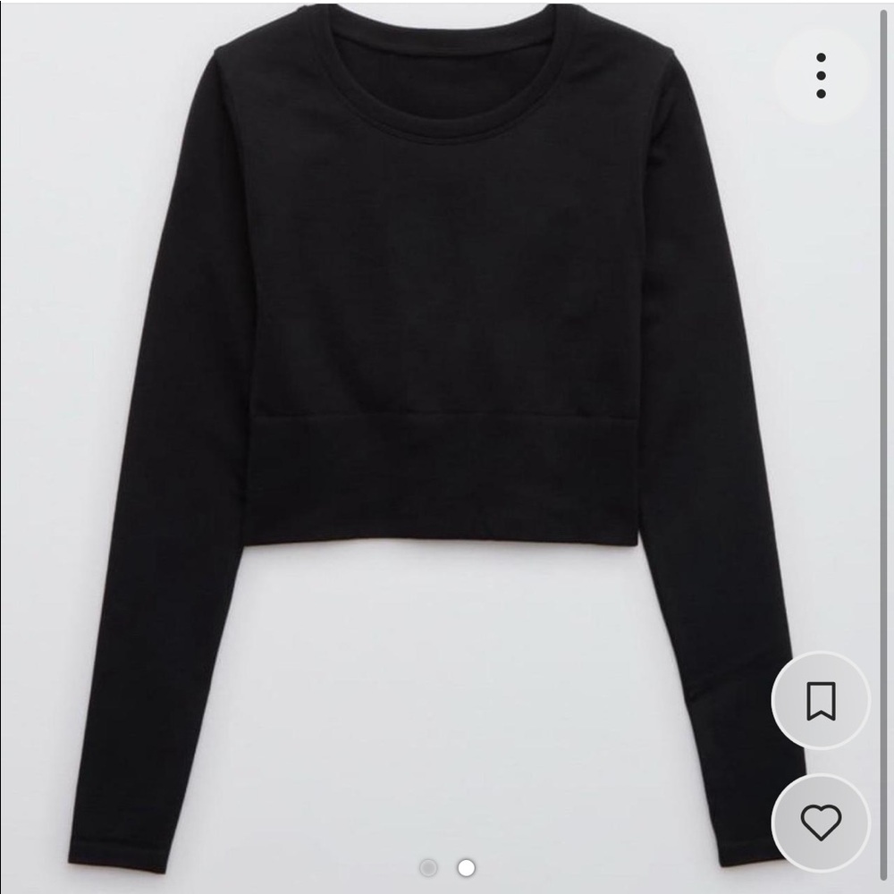 Offline by aerie long sleeve cropped top